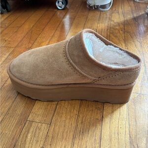 Women's Brown Suede Platform Slippers